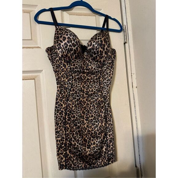 Leopard full body lingerie suit size 38C - Picture 1 of 7